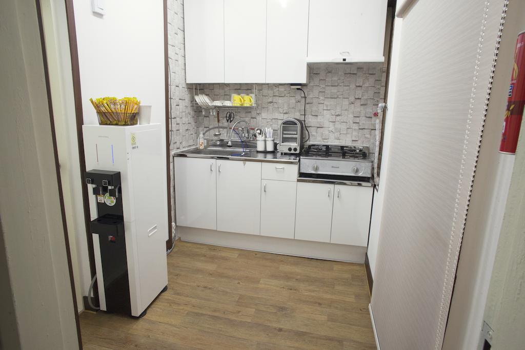 Icos Guesthouse 2 For Female Seoul Exteriör bild